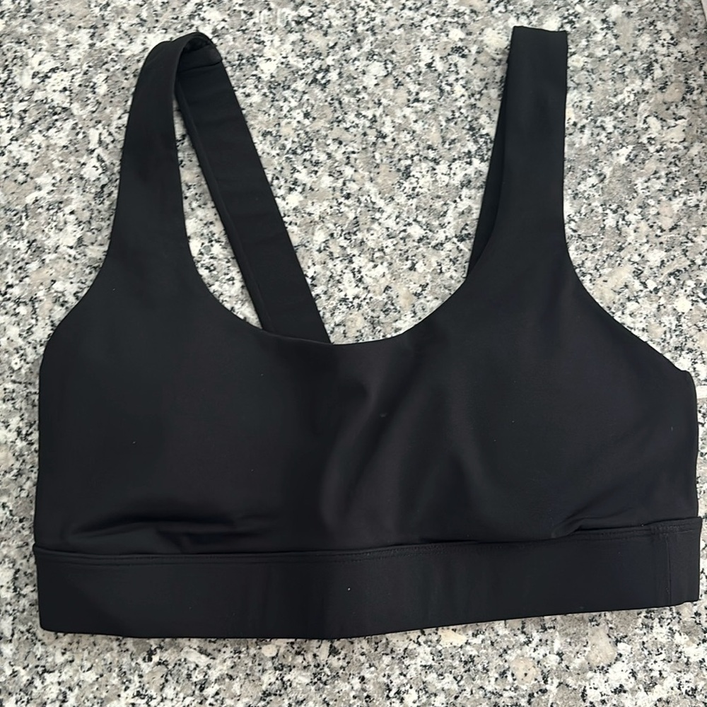 Vuori Sports Bra